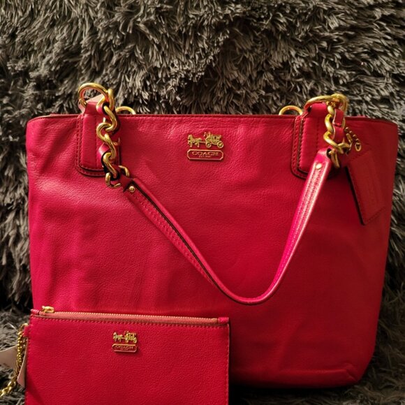Coach Handbags - Coach Handbag & Wallet